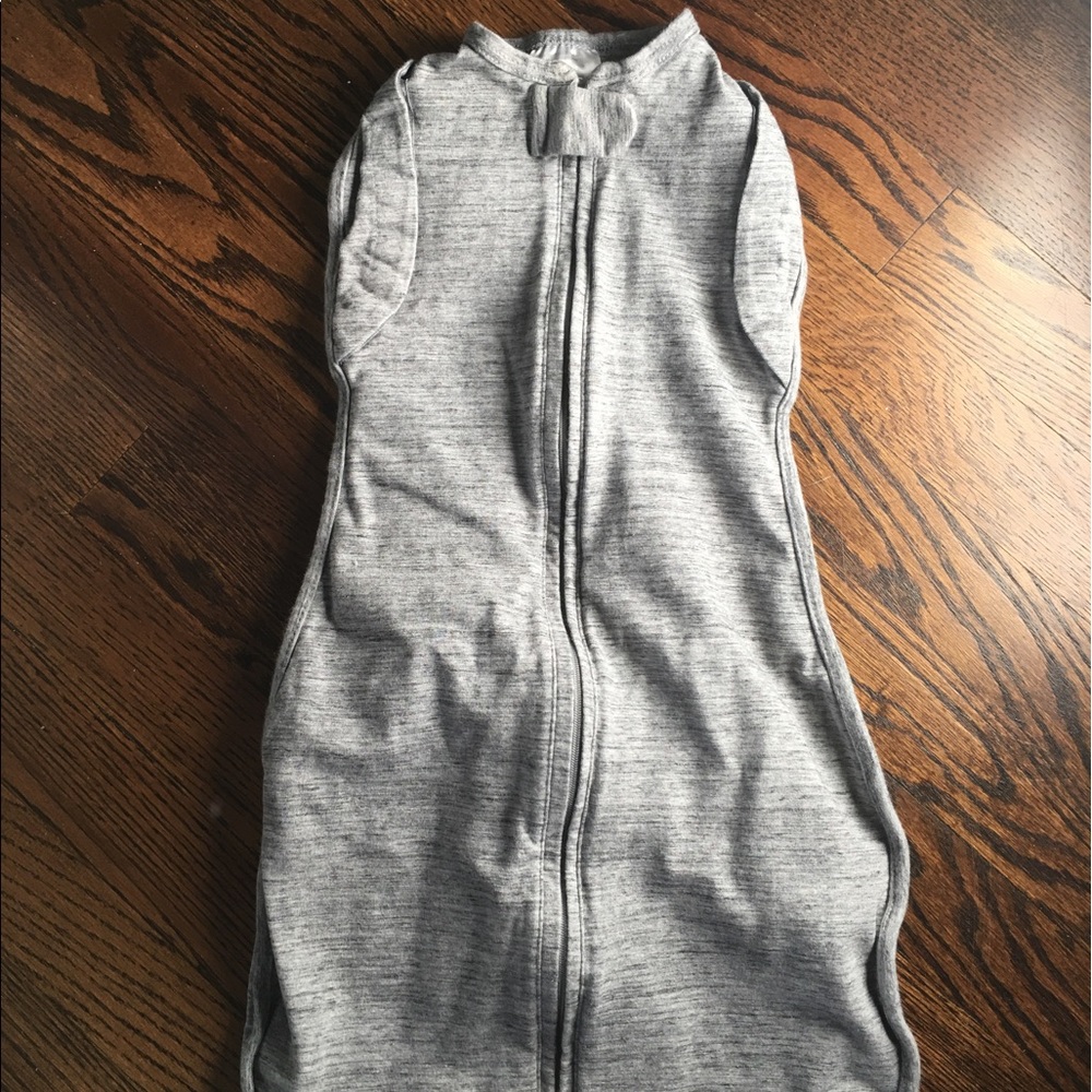 Woombie size 3-6 months